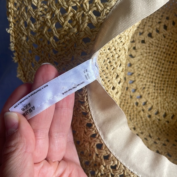 Hat - Picture 5 of 6